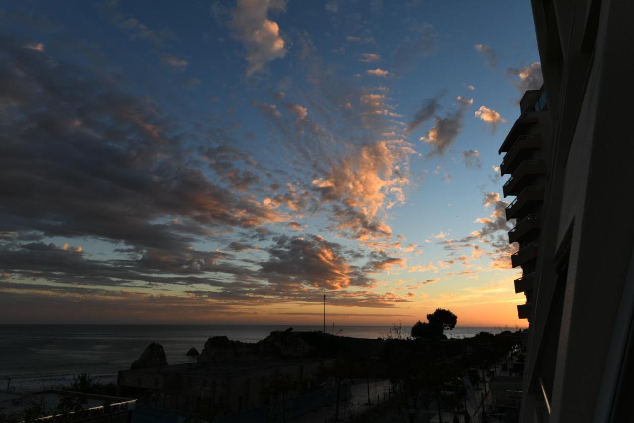 Portugal Algarve Beach Apartment Portimao Exterior photo